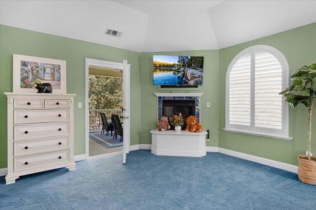 40111 Old Stonegate Court, Oakhurst, CA 93644