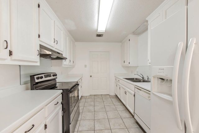 6856 Gail St, Houma, LA 70364