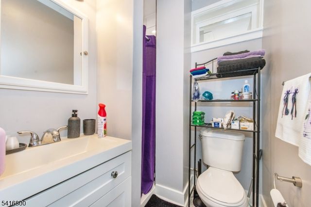 9 N 8Th St, Belleville Twp., NJ 07109