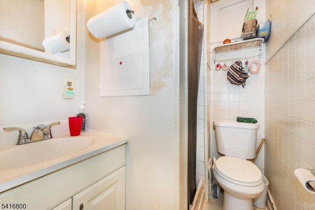 9 N 8Th St, Belleville Twp., NJ 07109