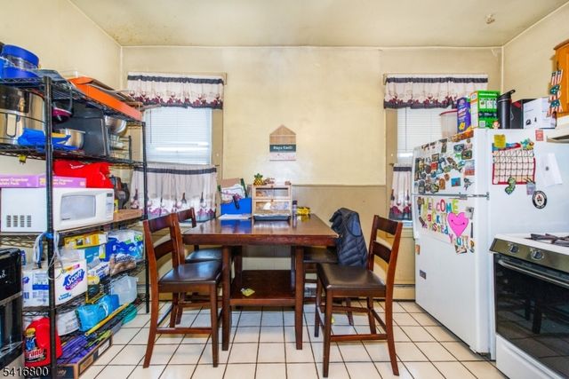 9 N 8Th St, Belleville Twp., NJ 07109