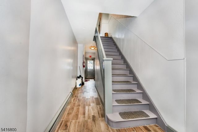 9 N 8Th St, Belleville Twp., NJ 07109