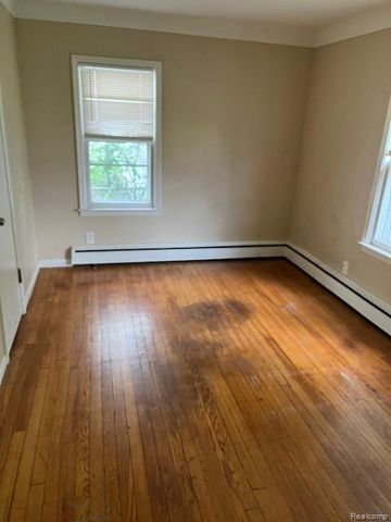 11310 Packard Avenue, Warren, MI 48089