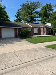 11310 Packard Avenue, Warren, MI 48089