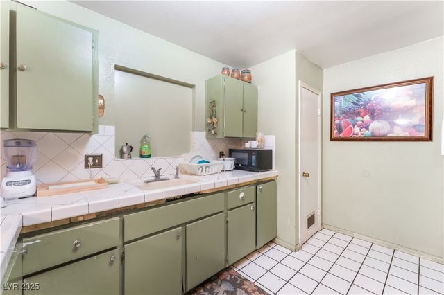 1117 Cold Harbor Drive, North Las Vegas, NV 89030