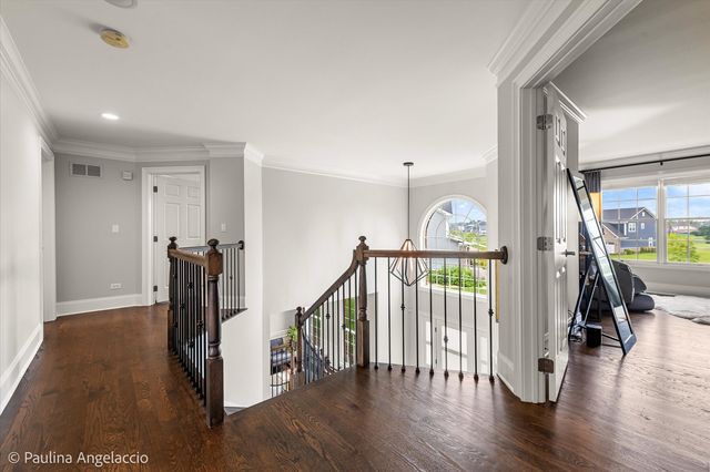23 Crystal Downs Drive, Hawthorn Woods, IL 60047