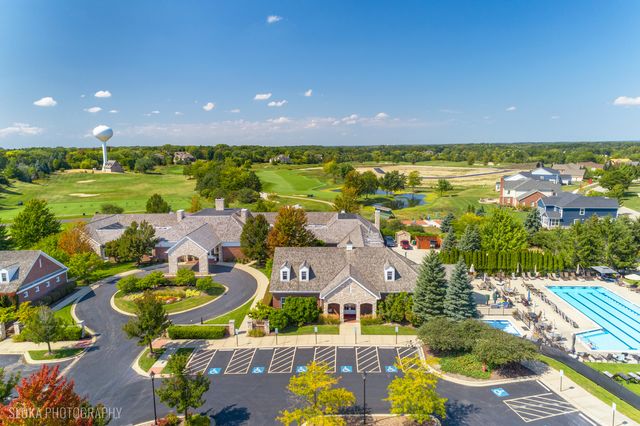 23 Crystal Downs Drive, Hawthorn Woods, IL 60047