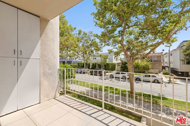 423 S Rexford Drive 106, Beverly Hills, CA 90212