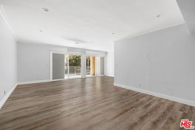 423 S Rexford Drive 106, Beverly Hills, CA 90212