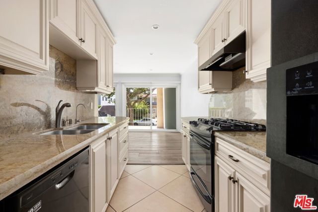 423 S Rexford Drive 106, Beverly Hills, CA 90212