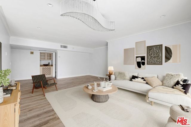423 S Rexford Drive 106, Beverly Hills, CA 90212