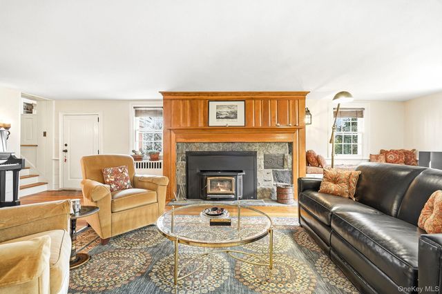 333 W Hartsdale Avenue, Hartsdale, NY 10530