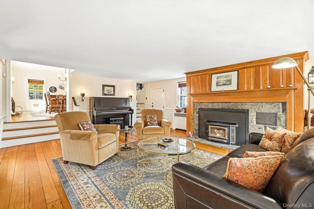 333 W Hartsdale Avenue, Hartsdale, NY 10530