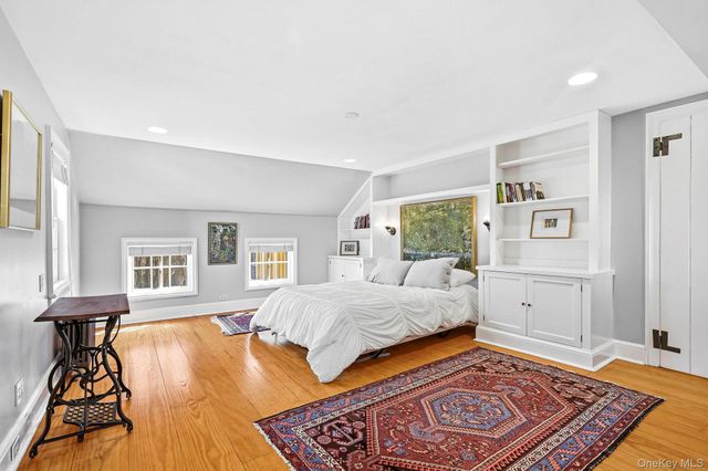 333 W Hartsdale Avenue, Hartsdale, NY 10530