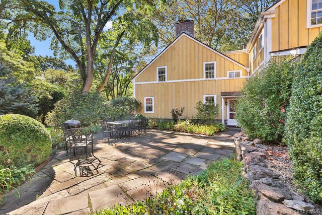 333 W Hartsdale Avenue, Hartsdale, NY 10530