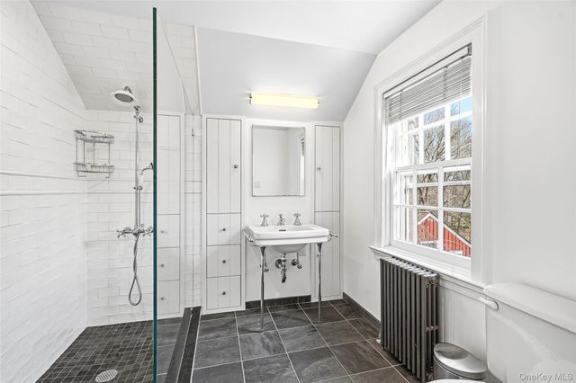 333 W Hartsdale Avenue, Hartsdale, NY 10530
