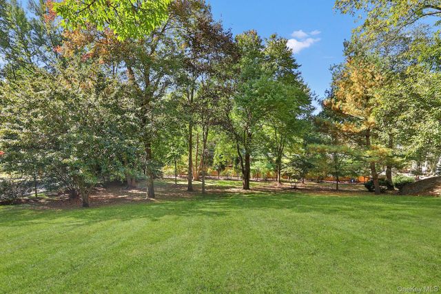 333 W Hartsdale Avenue, Hartsdale, NY 10530