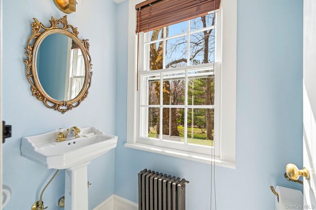 333 W Hartsdale Avenue, Hartsdale, NY 10530