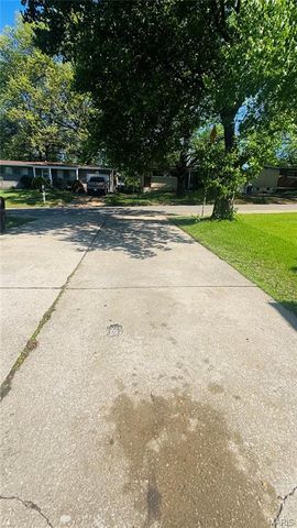 1716 Hudson Road, Dellwood, MO 63136