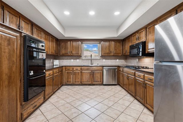 4031 Spyglass Road, Oklahoma City, OK 73120