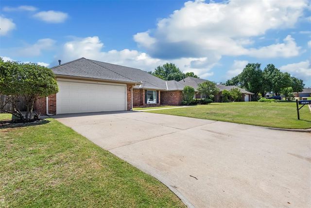 4031 Spyglass Road, Oklahoma City, OK 73120