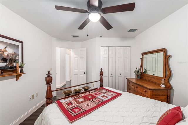 25442 NW 173RD AVENUE, High Springs, FL 32643