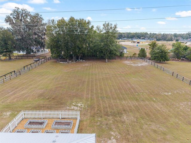 25442 NW 173RD AVENUE, High Springs, FL 32643