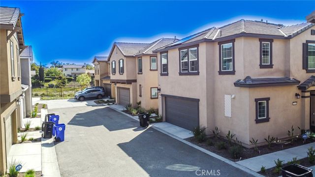2448 Powell, Rialto, CA 92377