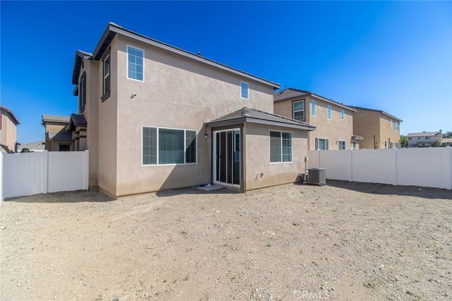 2448 Powell, Rialto, CA 92377