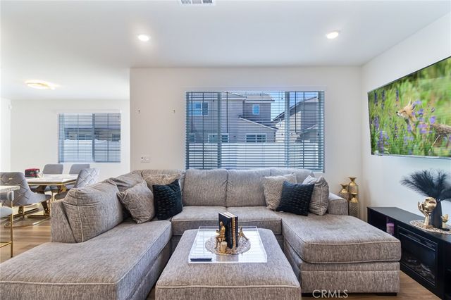 2448 Powell, Rialto, CA 92377