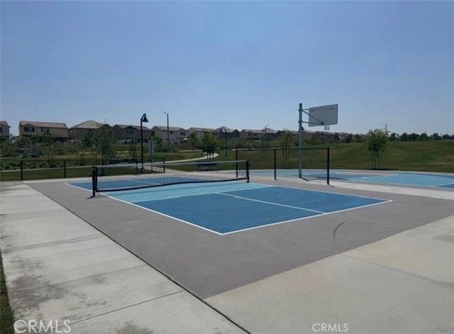 2448 Powell, Rialto, CA 92377