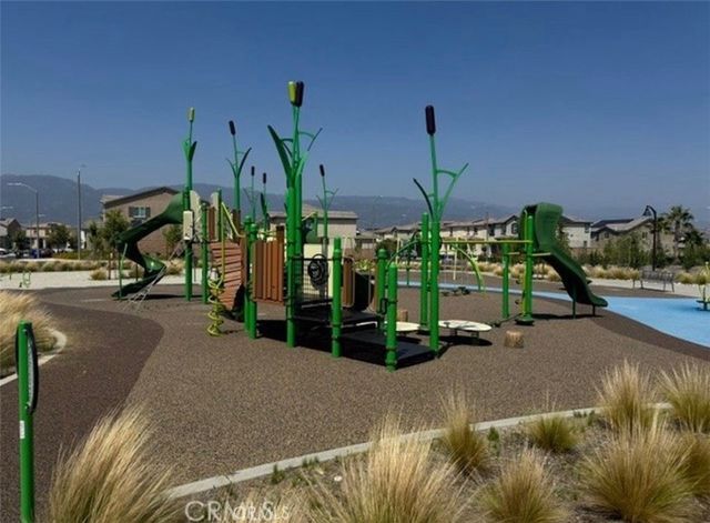 2448 Powell, Rialto, CA 92377