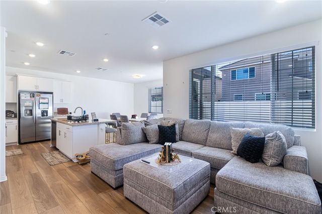2448 Powell, Rialto, CA 92377