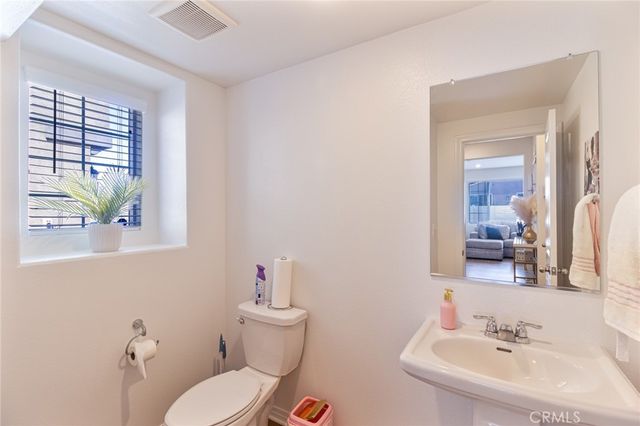 2448 Powell, Rialto, CA 92377