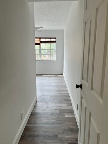 10253 Vía Hibiscus, Boca Raton, FL 33428