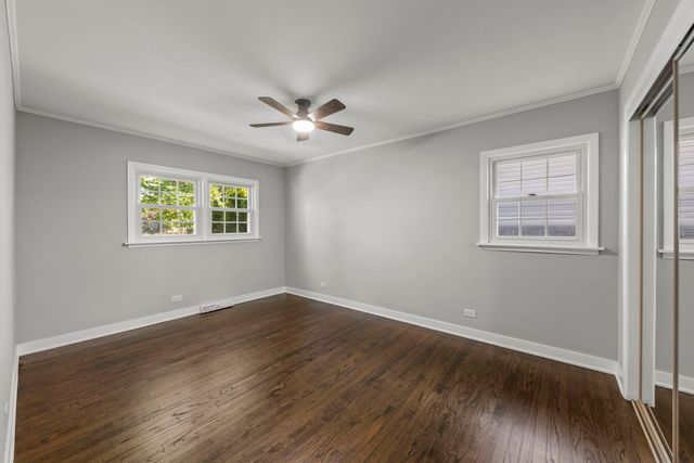 4433 W 100th Street, Oak Lawn, IL 60453