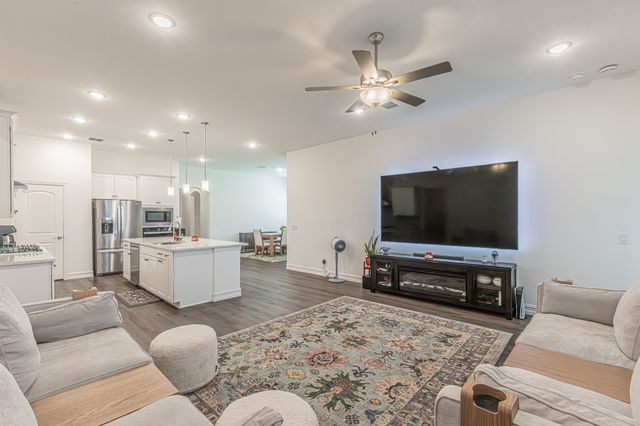 4313 Knight Street, Midlothian, TX 76065