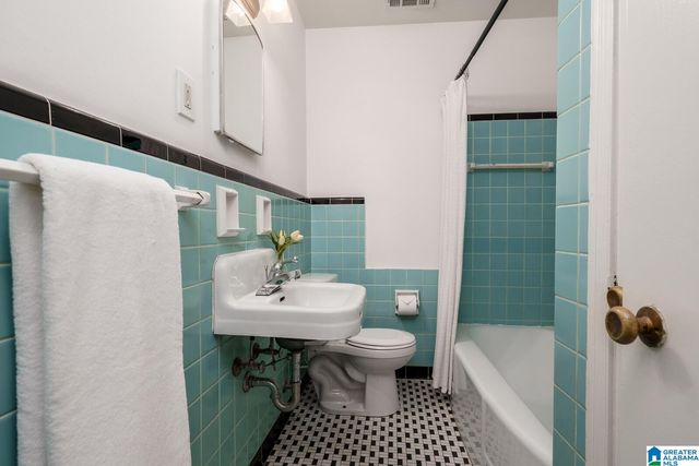 1223 GLADSTONE AVENUE, Birmingham, AL 35213