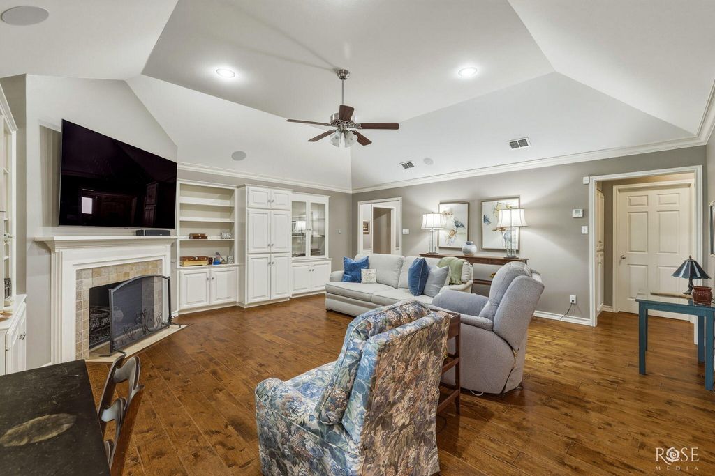 Image 11 of property listing at 5406 Fairway Drive, San Angelo, TX 76904
