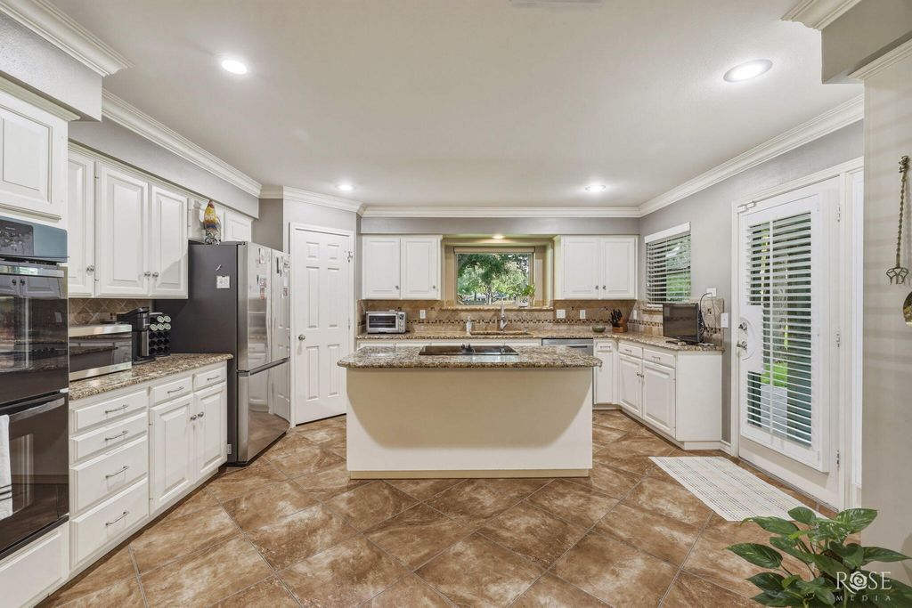 Image 14 of property listing at 5406 Fairway Drive, San Angelo, TX 76904