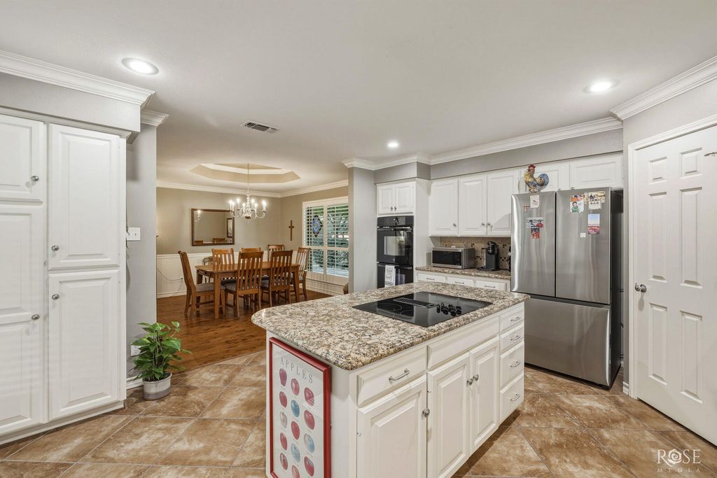 Image 15 of property listing at 5406 Fairway Drive, San Angelo, TX 76904