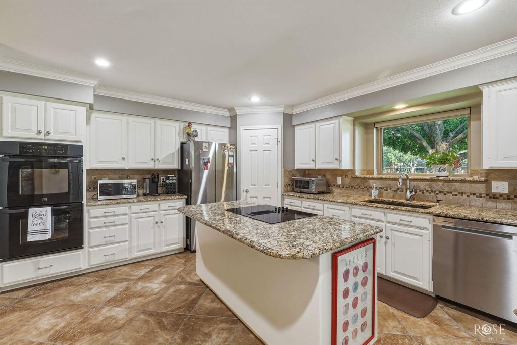 Image 16 of property listing at 5406 Fairway Drive, San Angelo, TX 76904