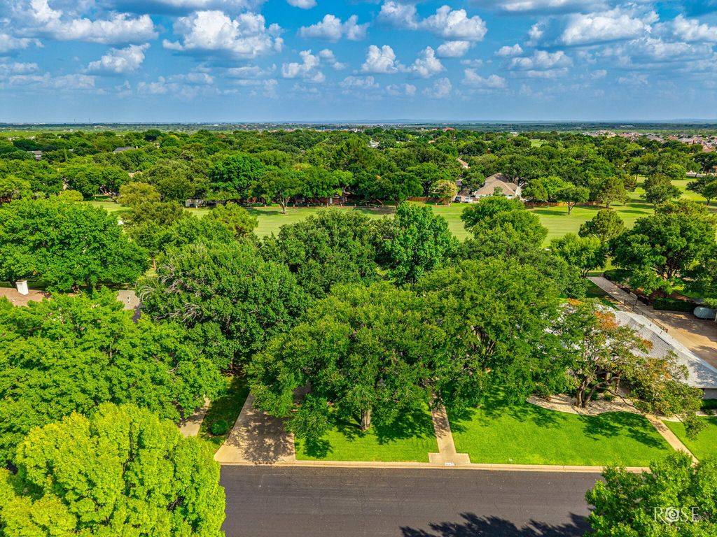 Image 36 of property listing at 5406 Fairway Drive, San Angelo, TX 76904