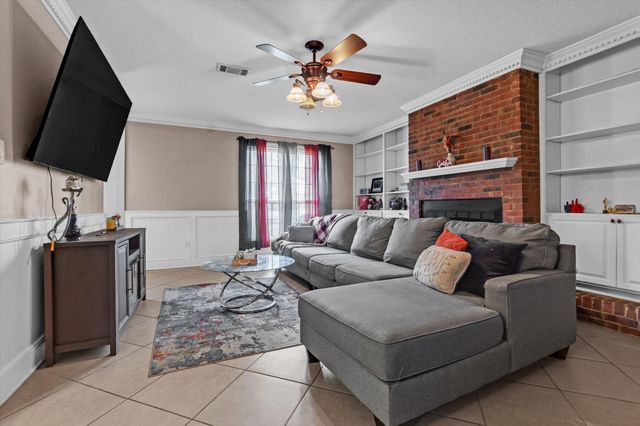 480 FRIARS POINT LN, Memphis, TN 38018