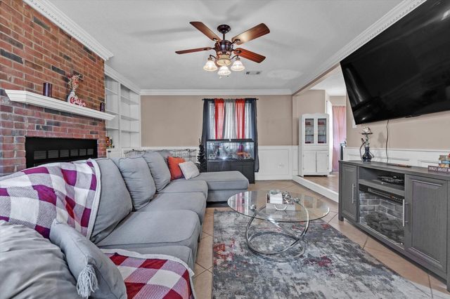 480 FRIARS POINT LN, Memphis, TN 38018