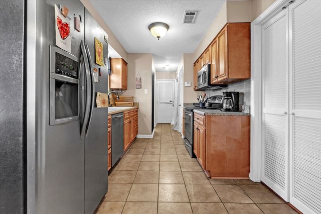 480 FRIARS POINT LN, Memphis, TN 38018