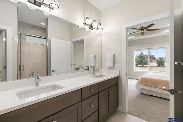 10127 Edgewater Lane, Lincoln, NE 68527