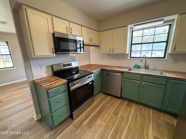 15311 Oneal Road, Gulfport, MS 39503