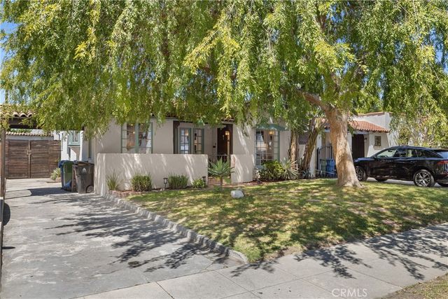 5127 Willowcrest, North Hollywood, CA 91601