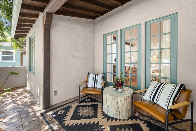 5127 Willowcrest, North Hollywood, CA 91601